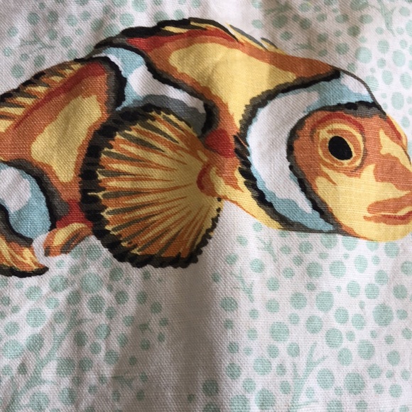 2 Gently used fish pillow case - Picture 4 of 8